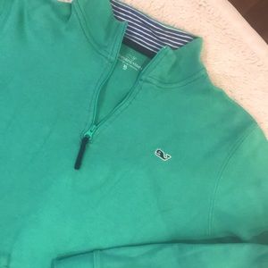 Vineyard vines boys size extra large green pull over quarter zip